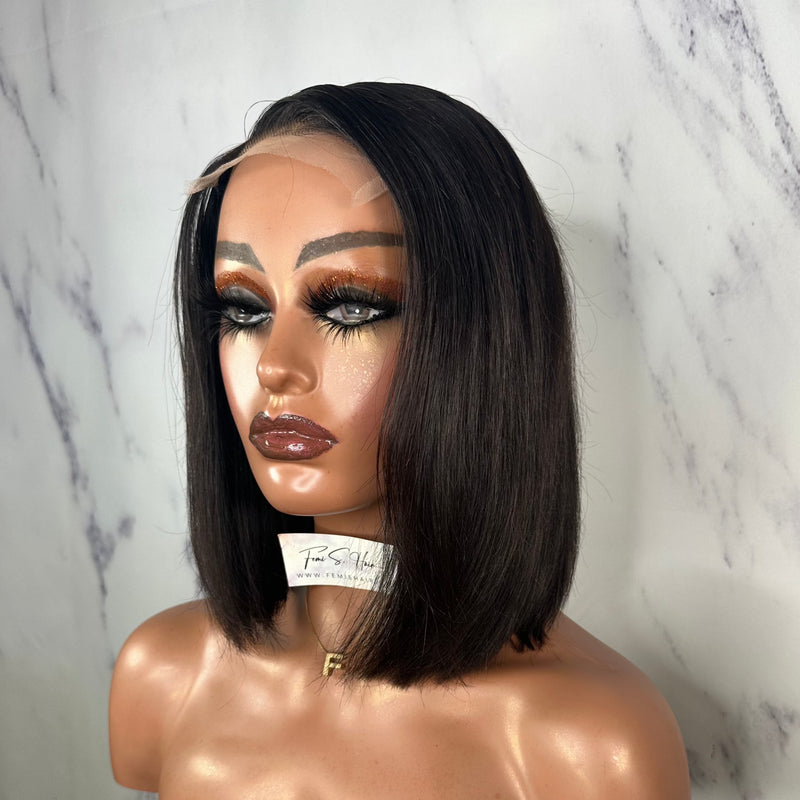 Sarah Straight Bob Wig (Lace Front & Closure Wig Option)